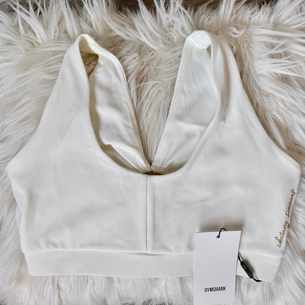 Whitney Gymshark Sports Bra Unbleached